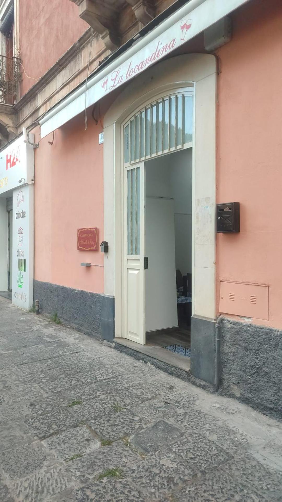 Il Castello Di Patty Apartment Catania Exterior photo